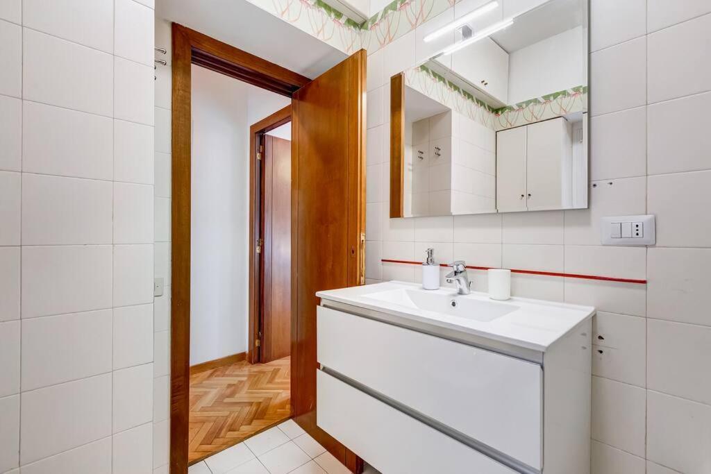 Luminous Apartment Few Steps From Piazza Navona Esterno foto